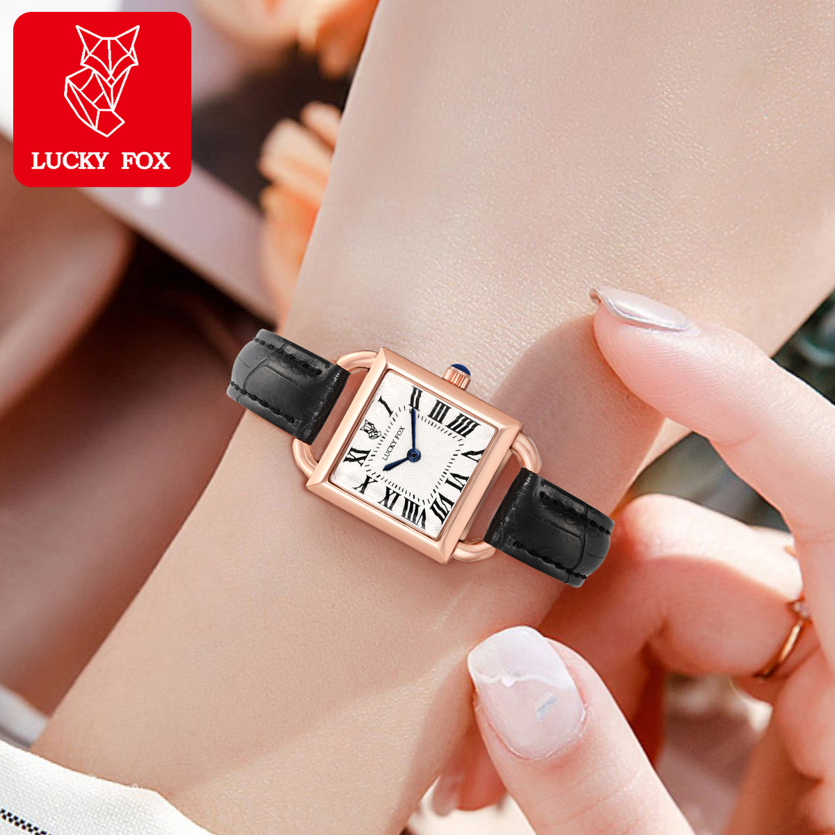 Luxury Watch With Leather Strap - Luxury And Fashionable Women's Watch Set