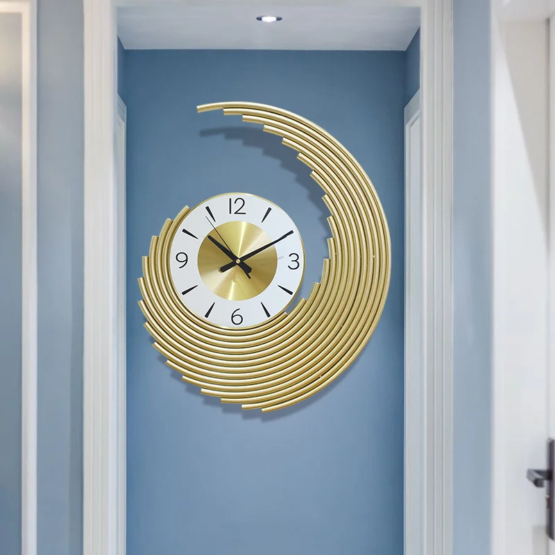 Light Luxury Metal Wall Clock  - Luxury Watch Europe recensione e prezzo