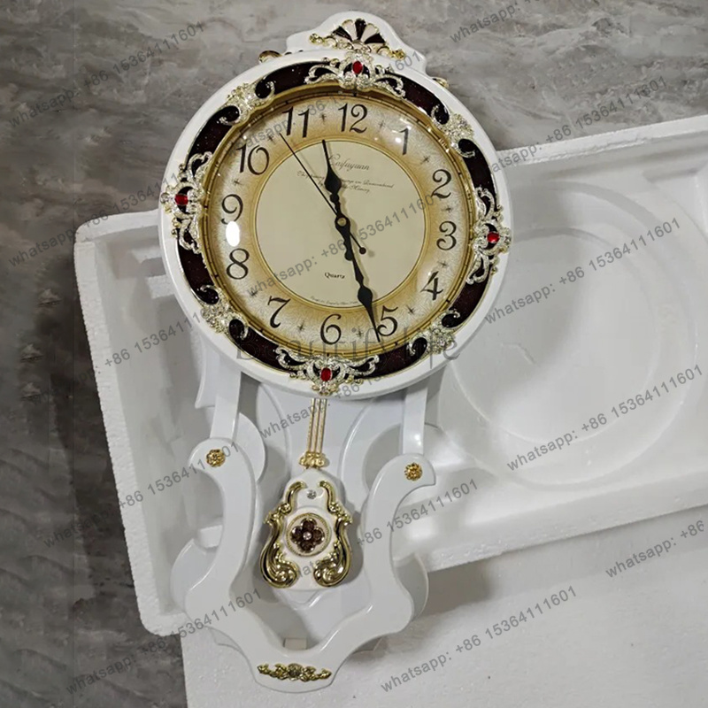 Wood Vintage Wall Clocks Silen - Luxury Watch Europe recensione e prezzo