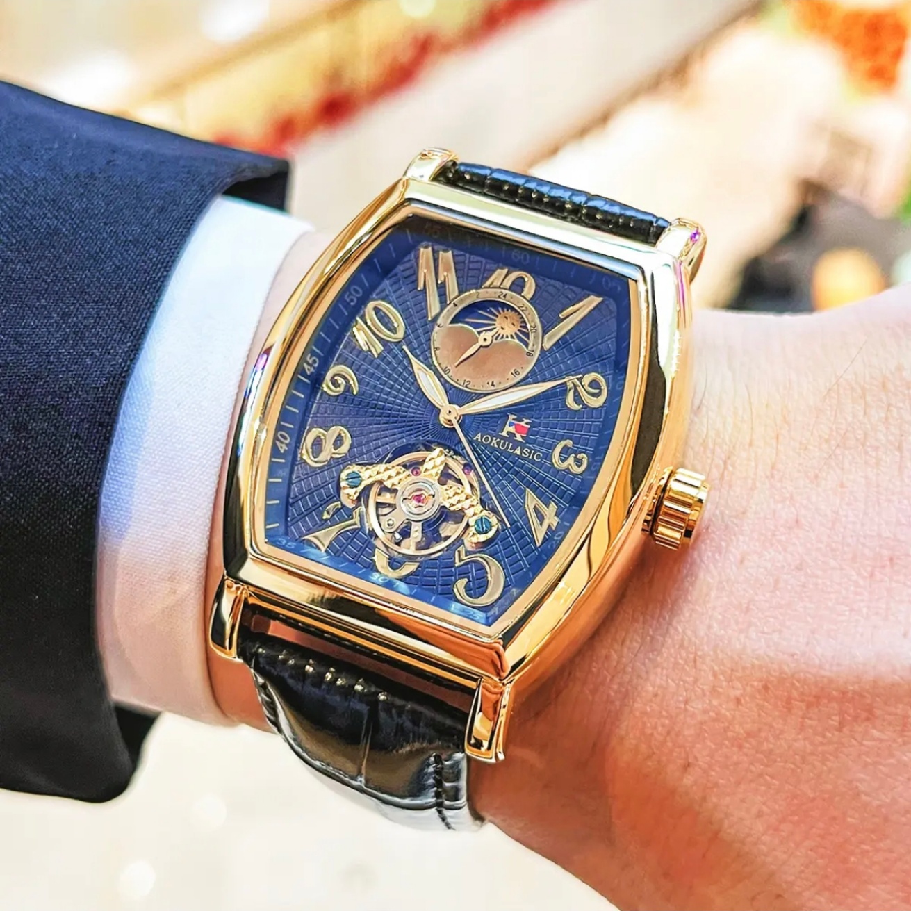 Luxury Business Barrel-Shaped  - Luxury Watch Europe recensione e prezzo