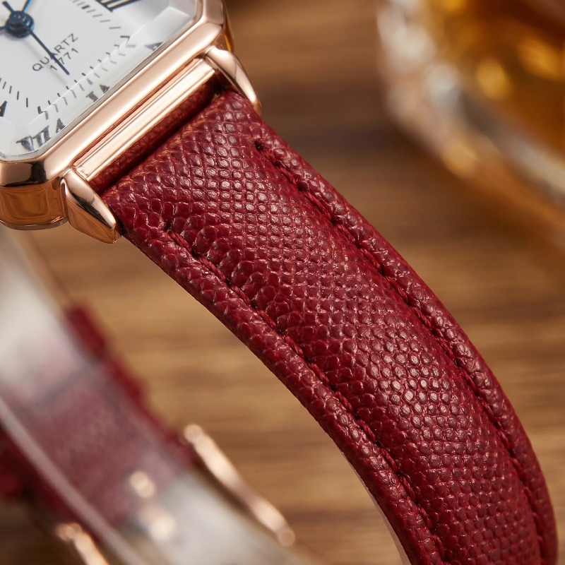 Fashion Rectangle Quartz Watch - Luxury Watch With Leather Strap recensione e prezzo