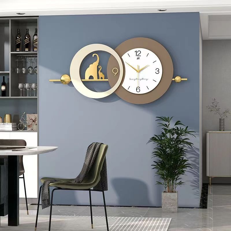 European Modern Luxury Wall Cl - Luxury Watch Europe recensione e prezzo